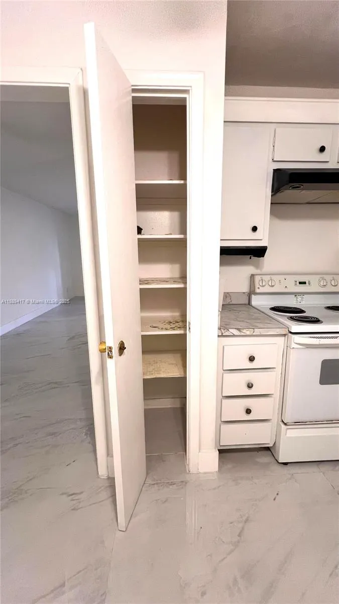 4740 NW 21st St, #109