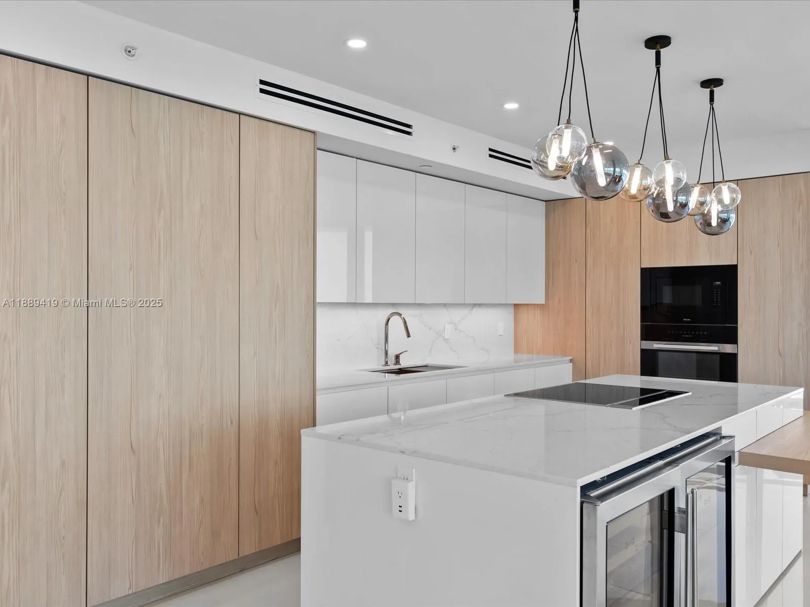 3101 S Ocean Dr, #1608