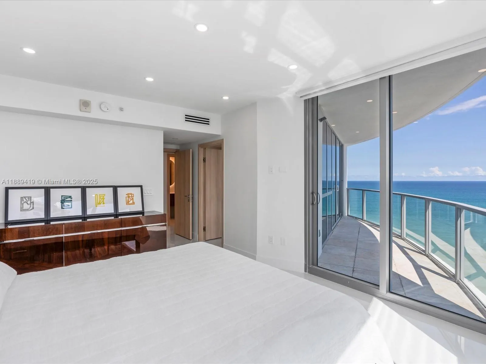 3101 S Ocean Dr, #1608