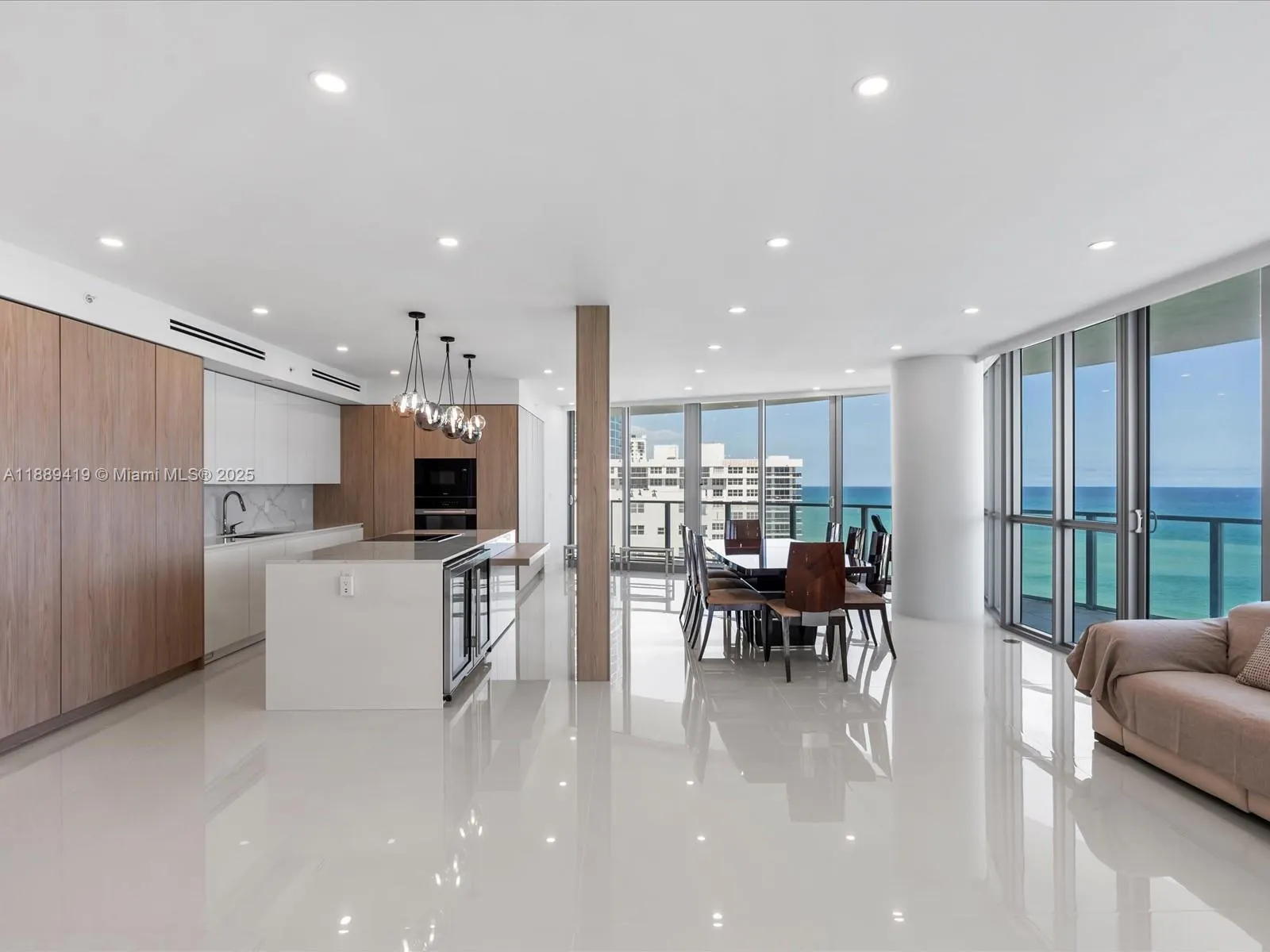 3101 S Ocean Dr, #1608