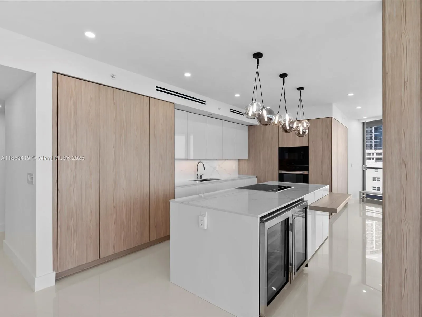 3101 S Ocean Dr, #1608