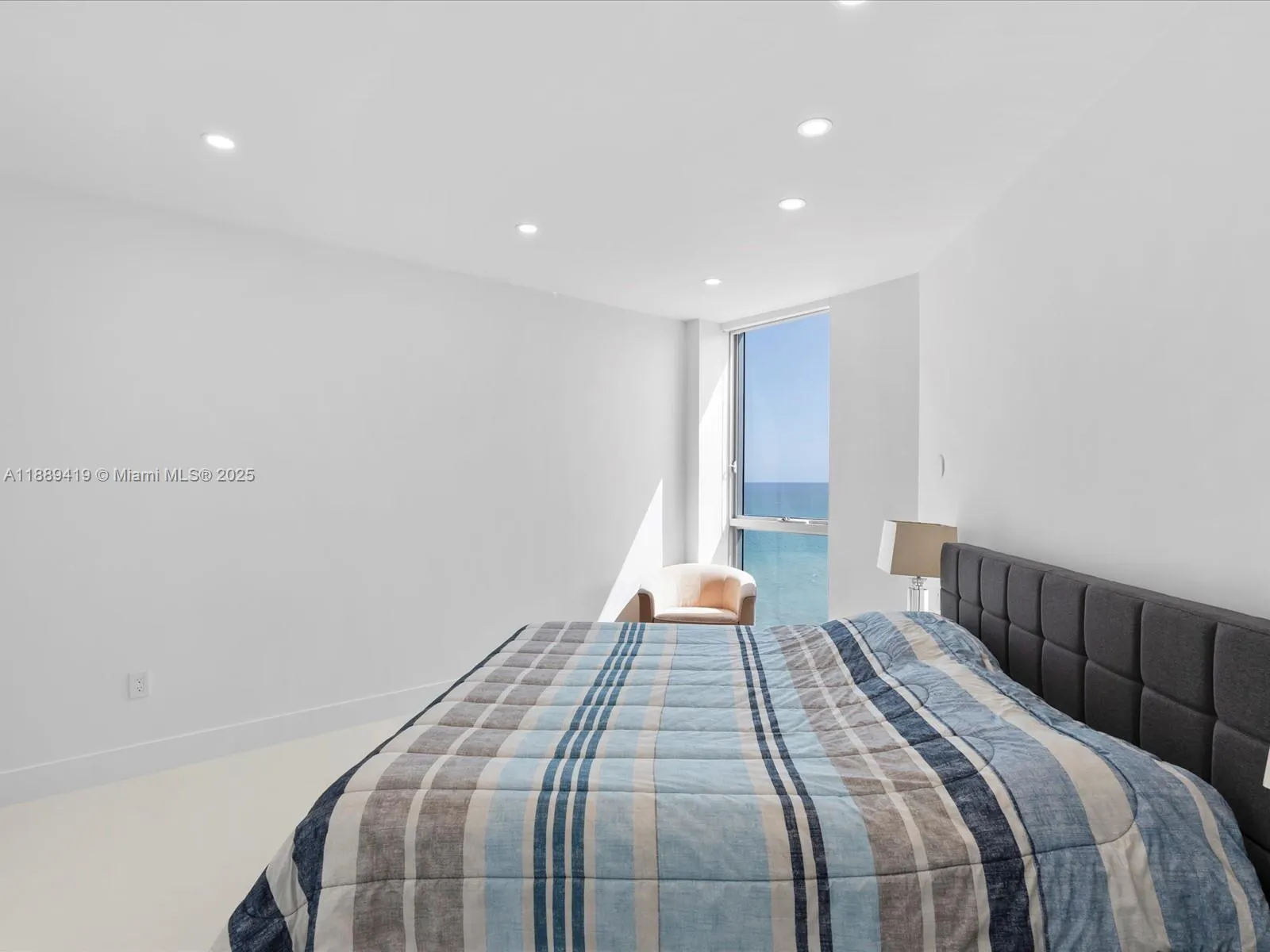 3101 S Ocean Dr, #1608