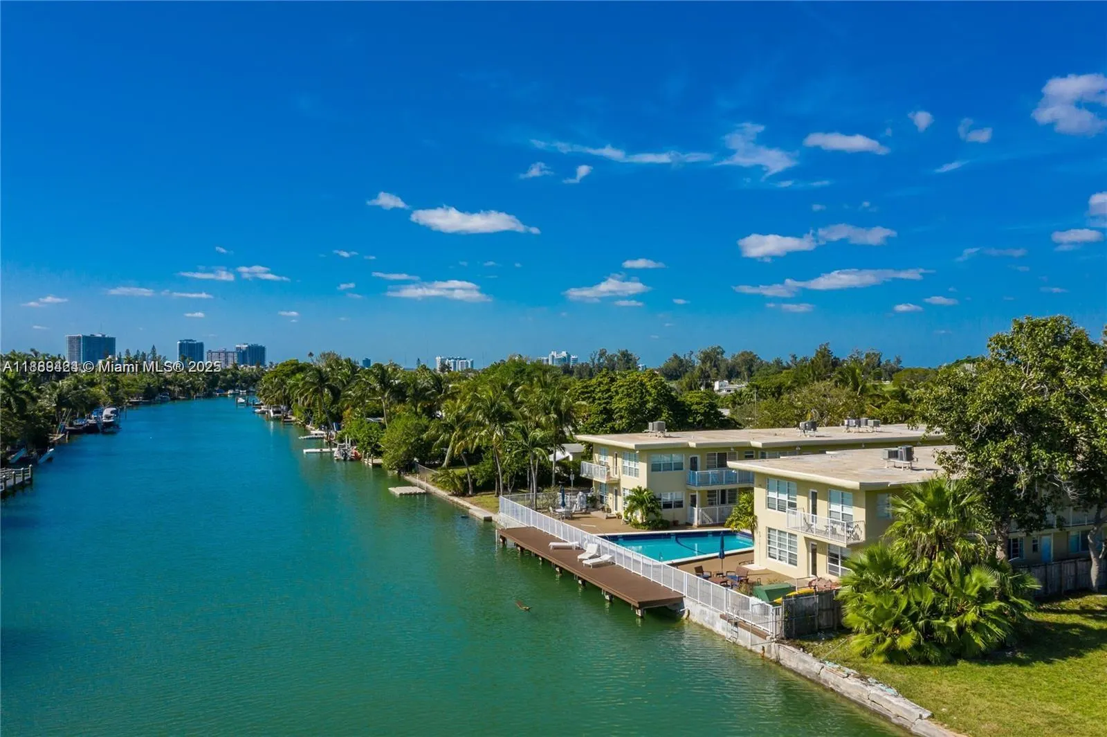 80 S Shore Dr, #405