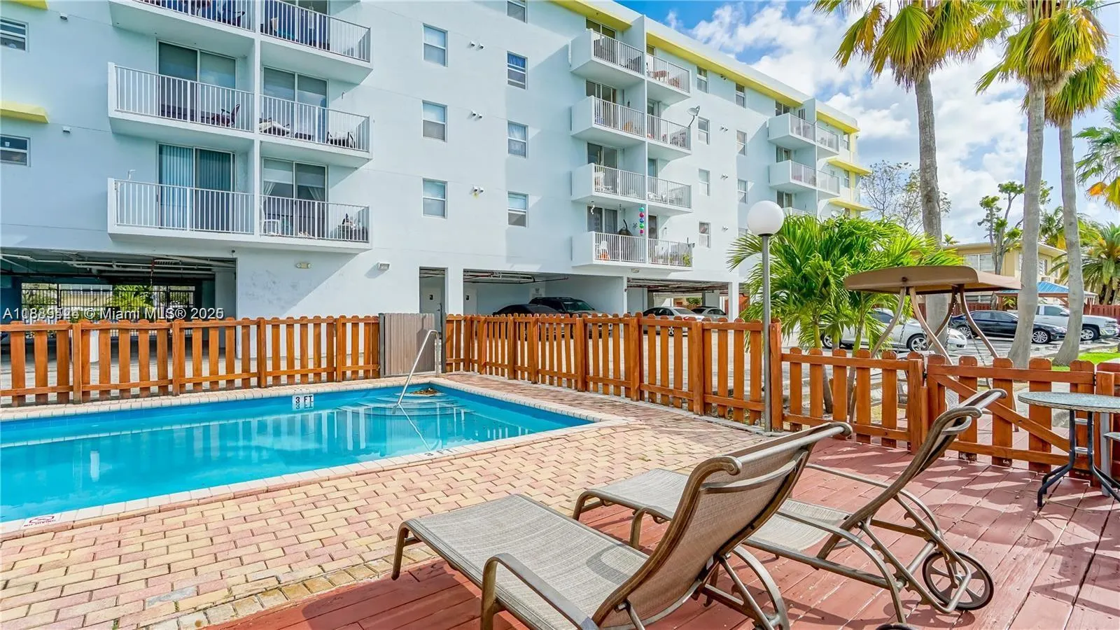 80 S Shore Dr, #405