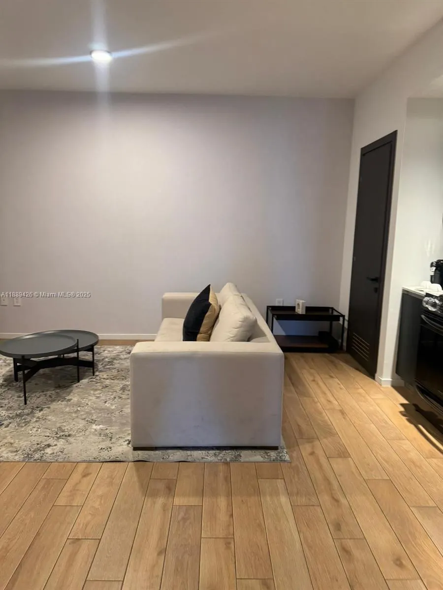 398 NE 5th St, #2515