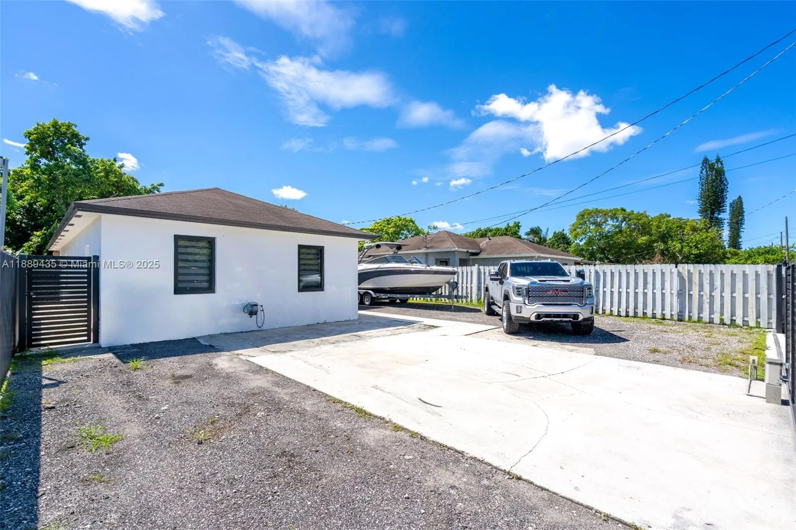 3022 NW 95th St