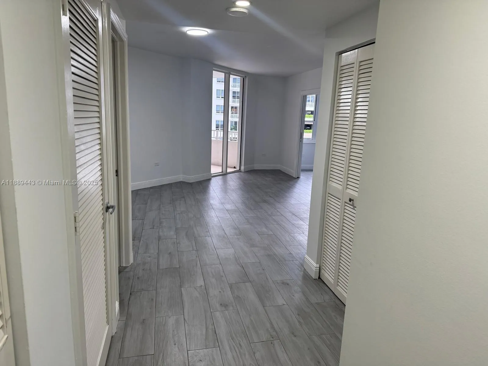 701 Brickell Key Blvd, #607