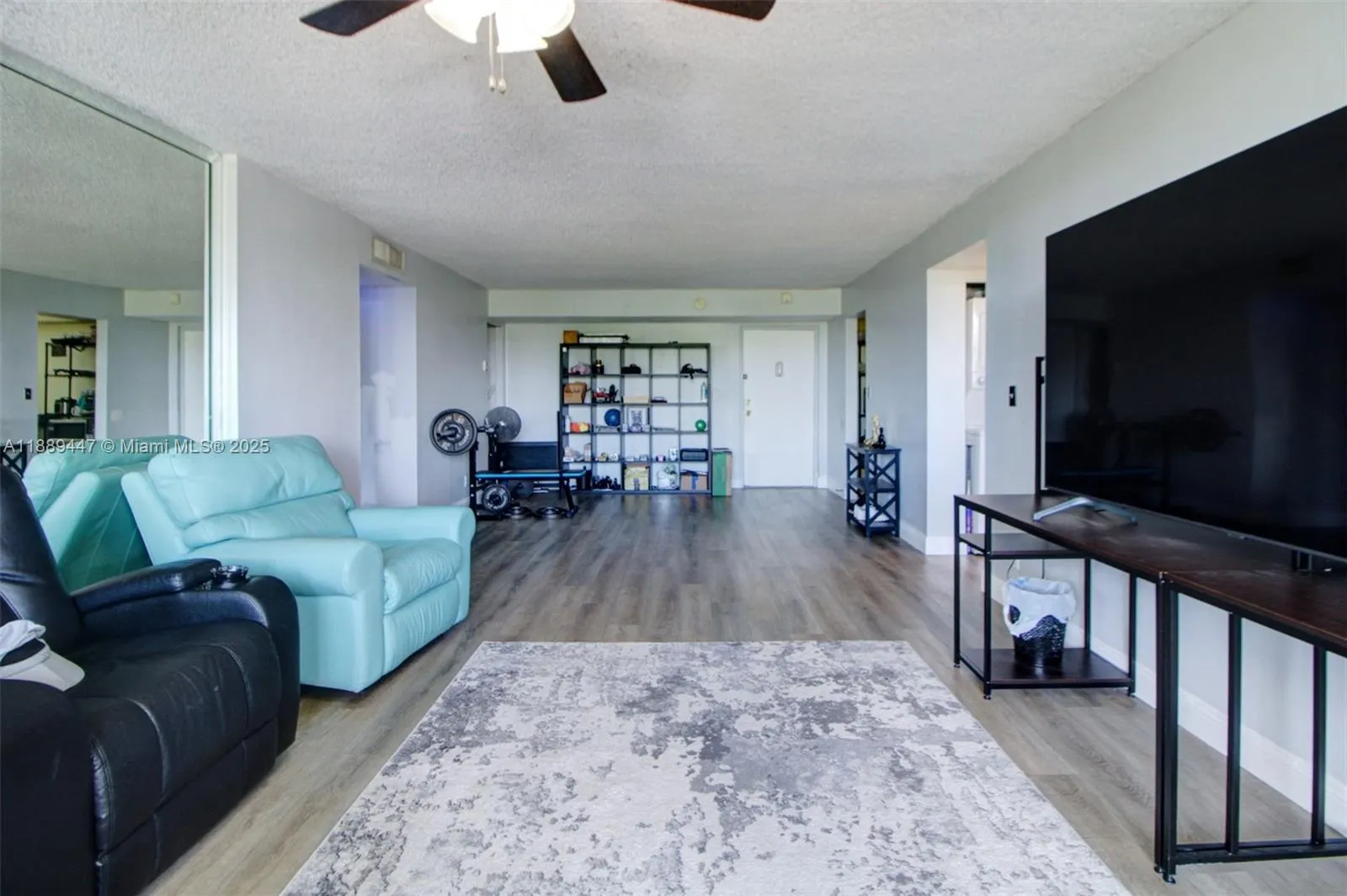6190 Woodlands Blvd, #312