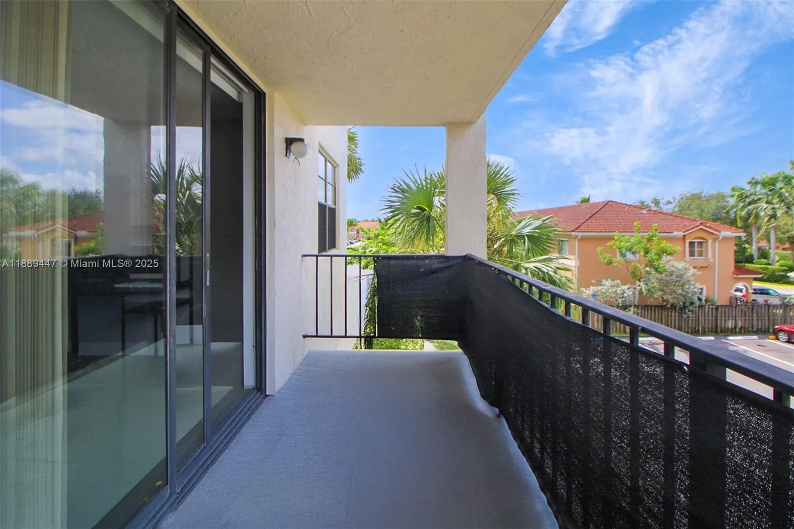 6190 Woodlands Blvd, #312