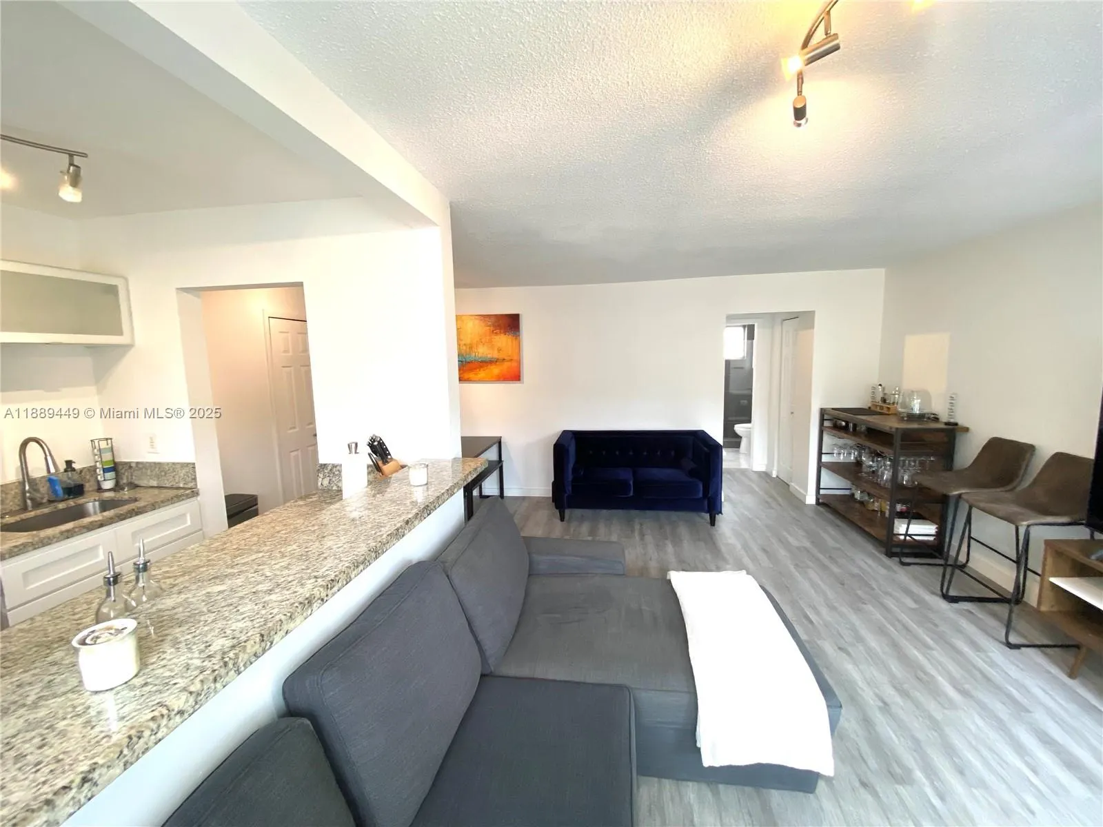 734 Meridian Ave, #4R