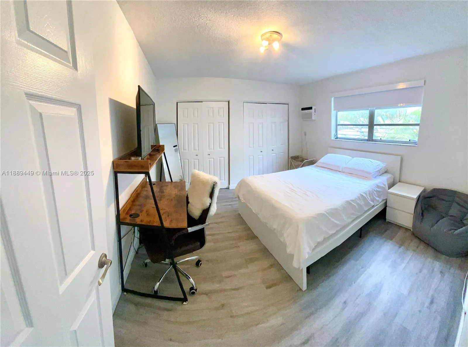 734 Meridian Ave, #4R