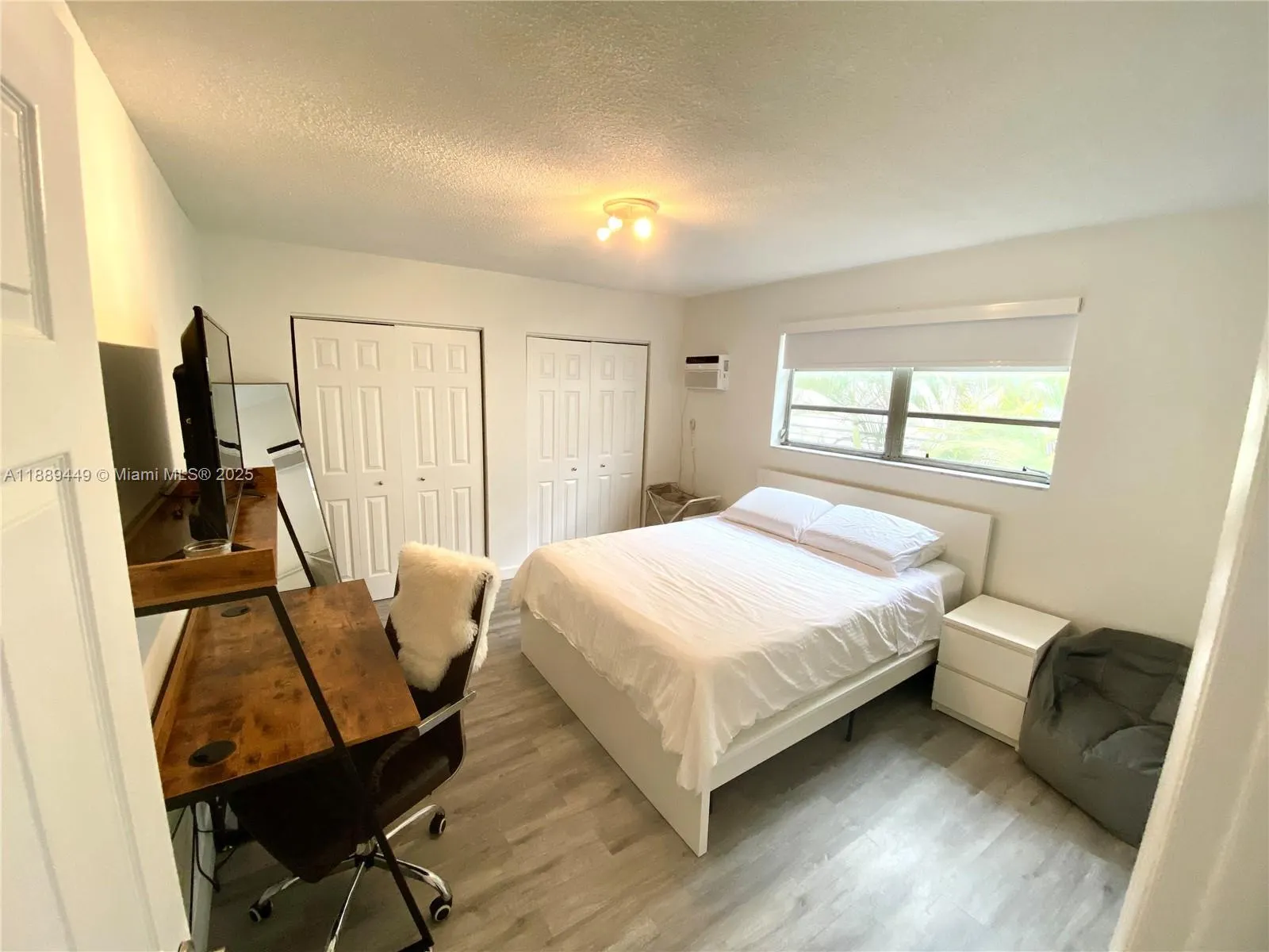 734 Meridian Ave, #4R