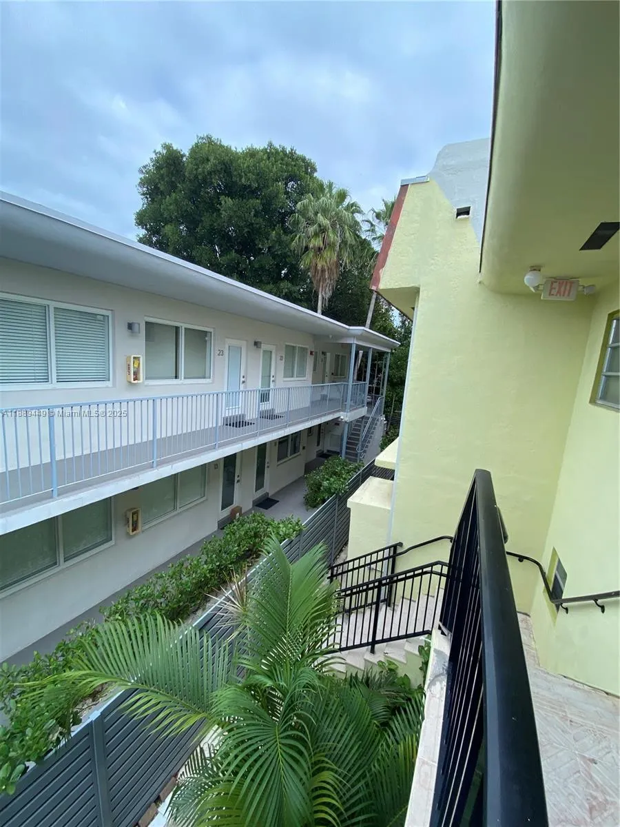 734 Meridian Ave, #4R