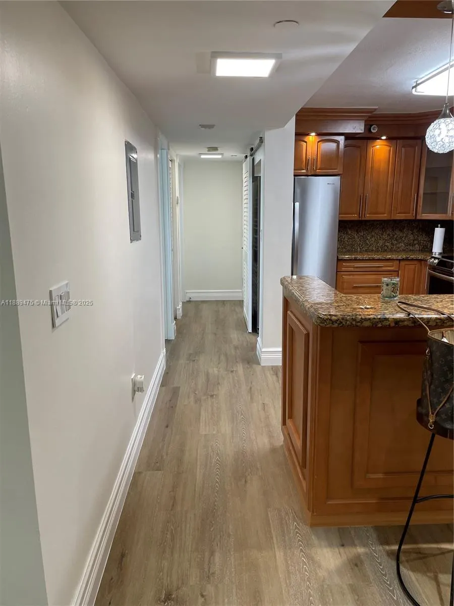 1475 SW 8th St, #606