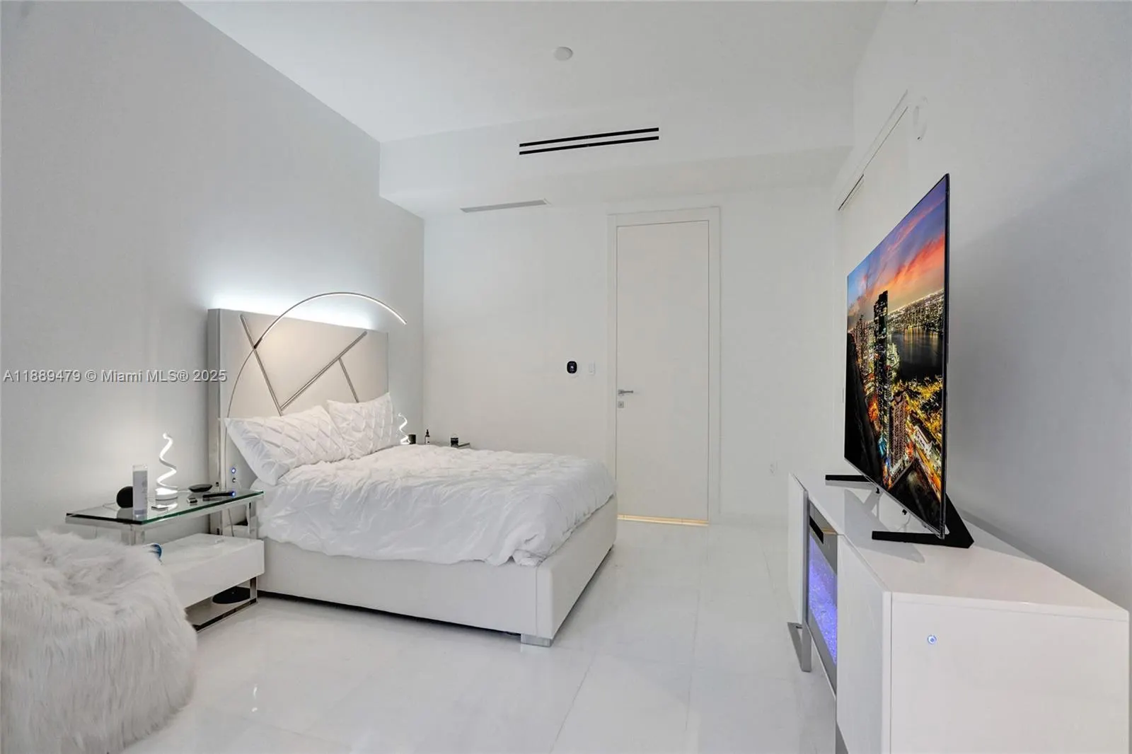 300 Biscayne Blvd Way, #505C
