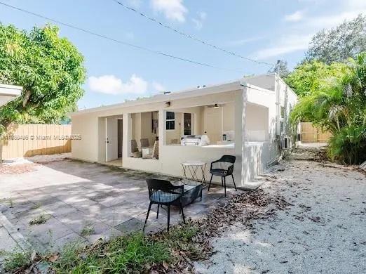 1007 NW 120th St