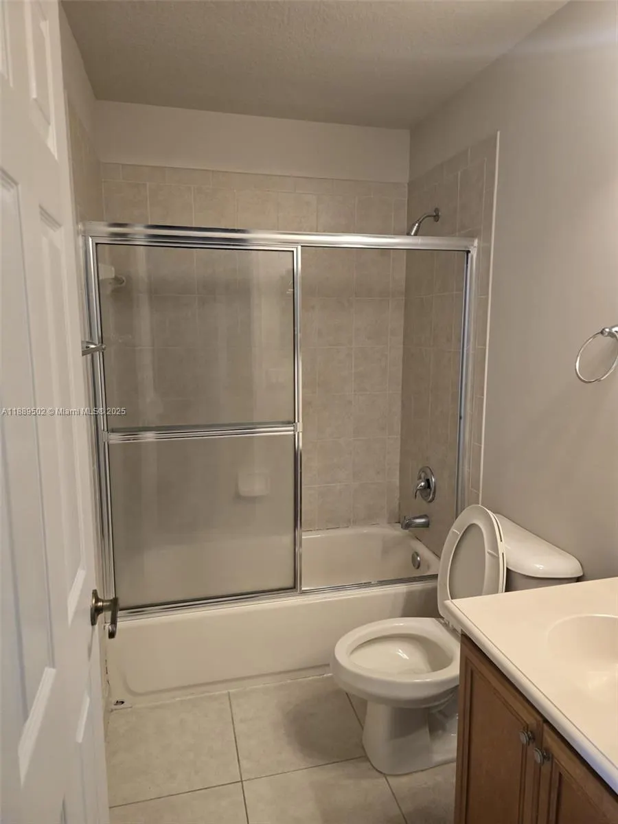 5923 Manchester Way, #5923