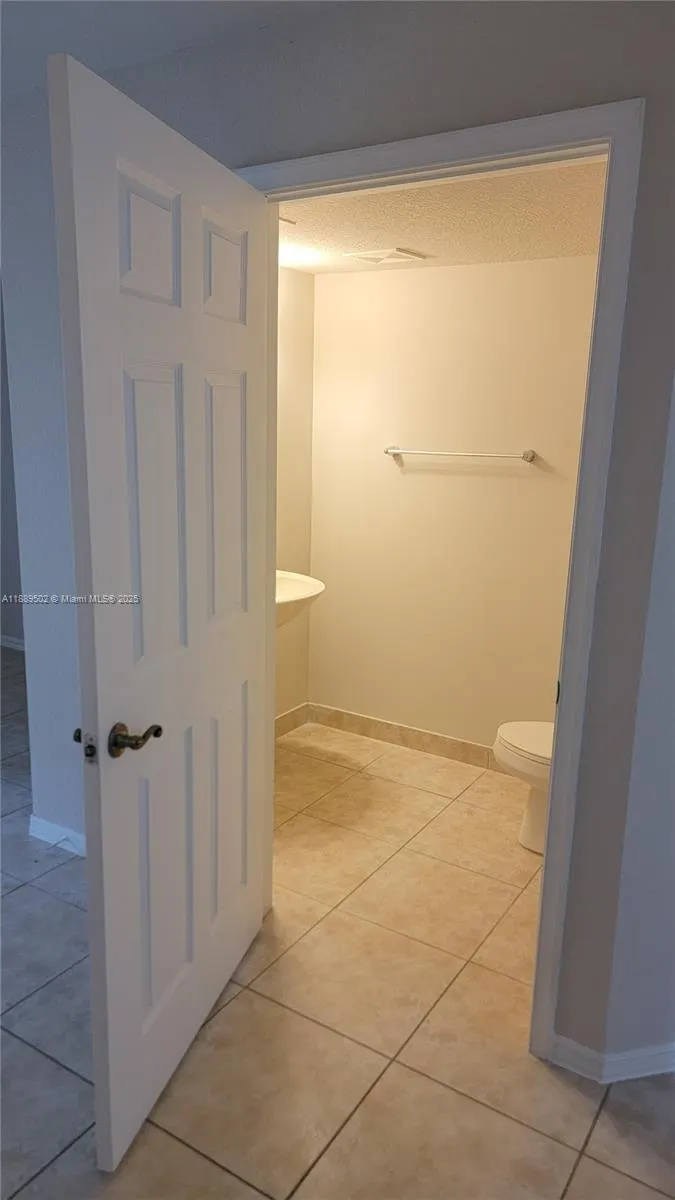 5923 Manchester Way, #5923