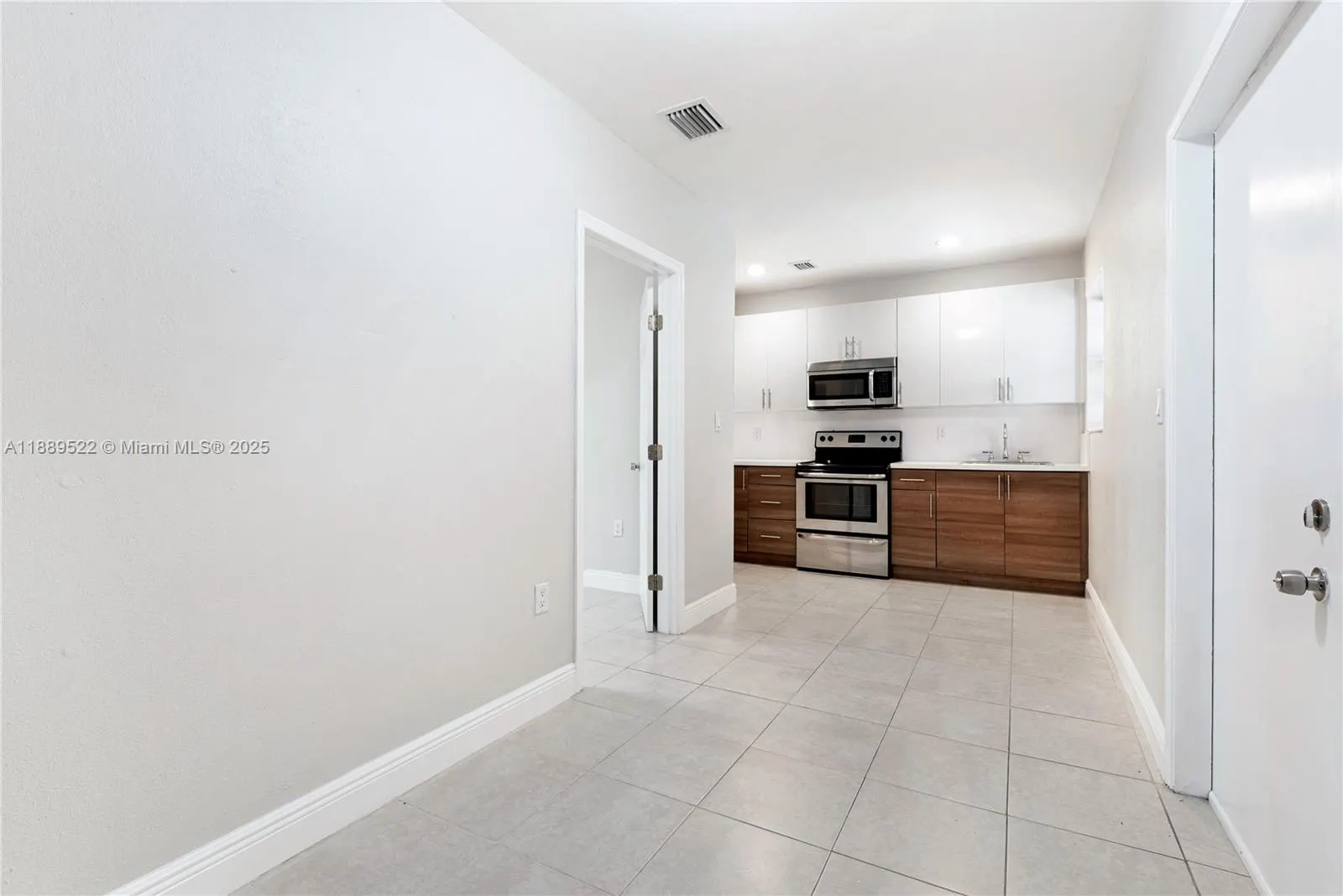 214 Salamanca Ave, #1