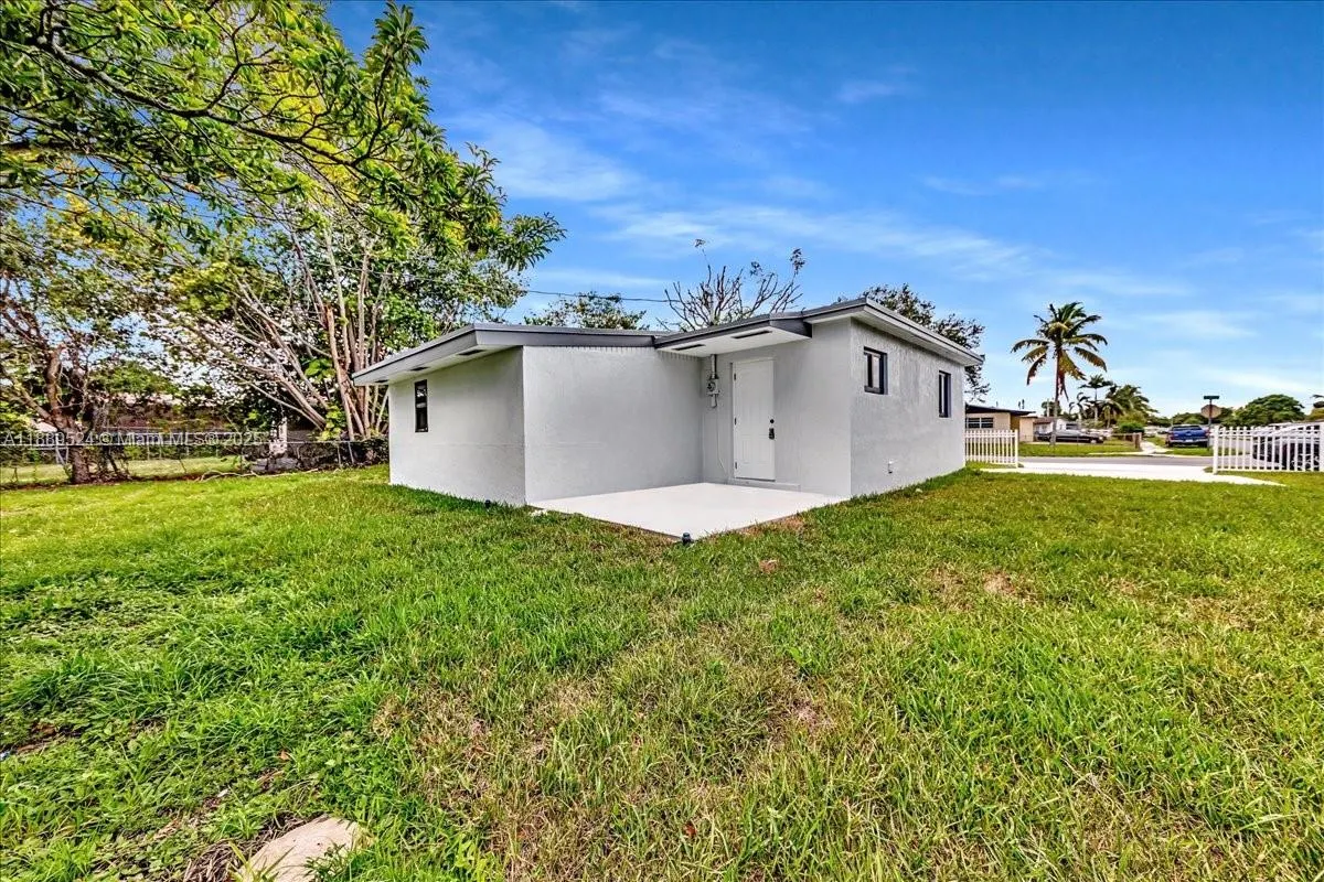 3381 NW 210th Ter