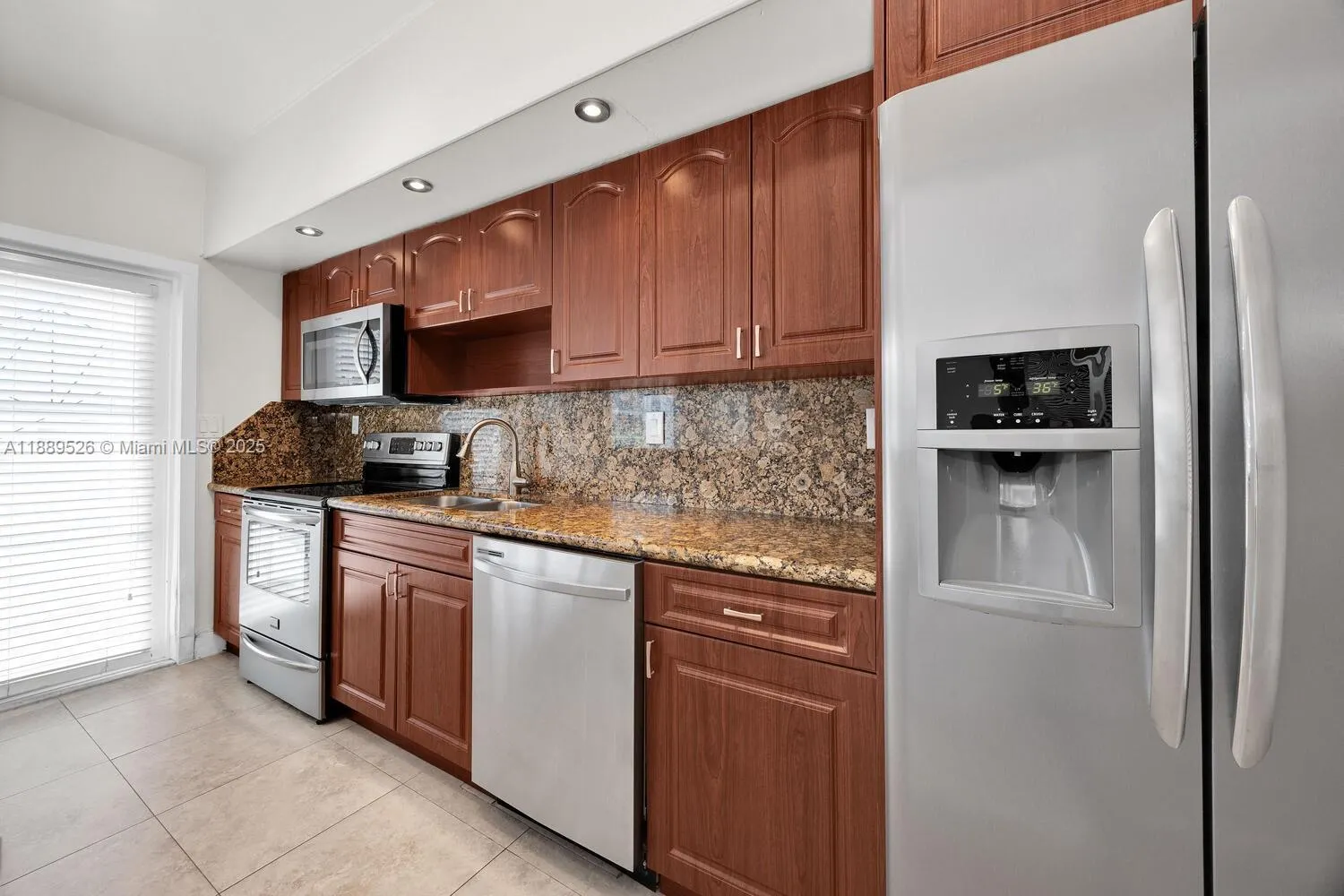 940 Sevilla Ave, #108