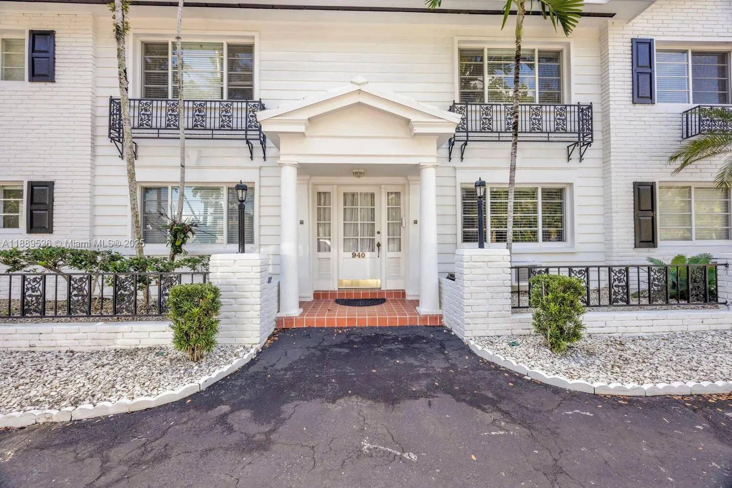 940 Sevilla Ave, #108