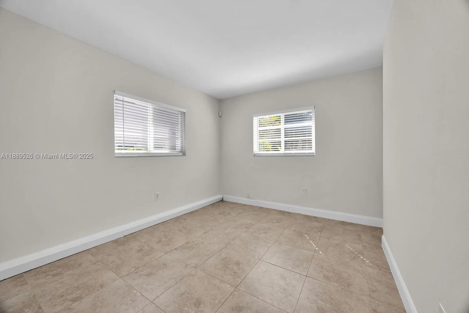940 Sevilla Ave, #108