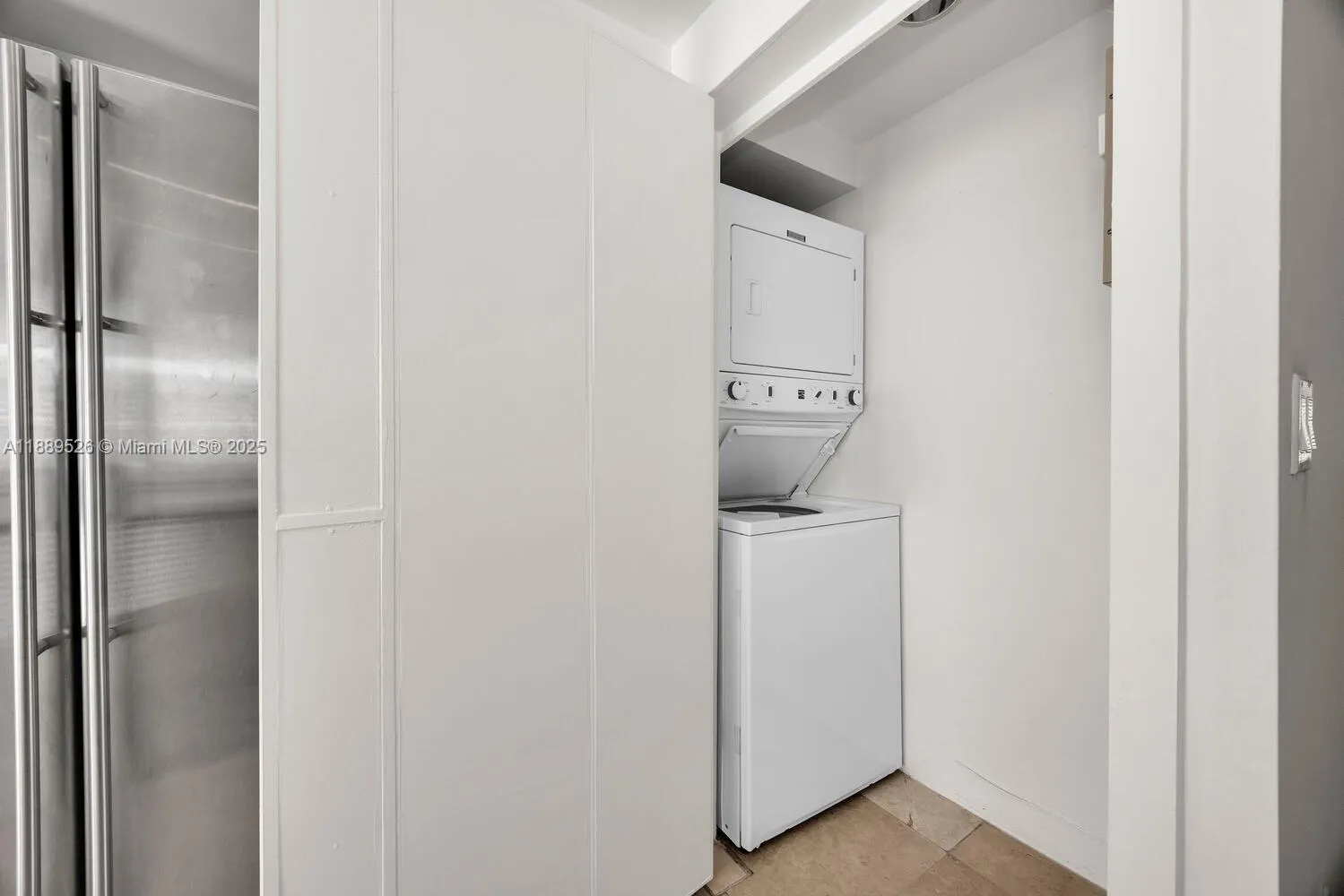 940 Sevilla Ave, #108