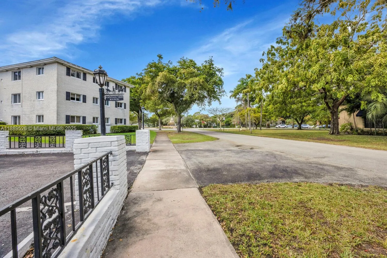 940 Sevilla Ave, #108