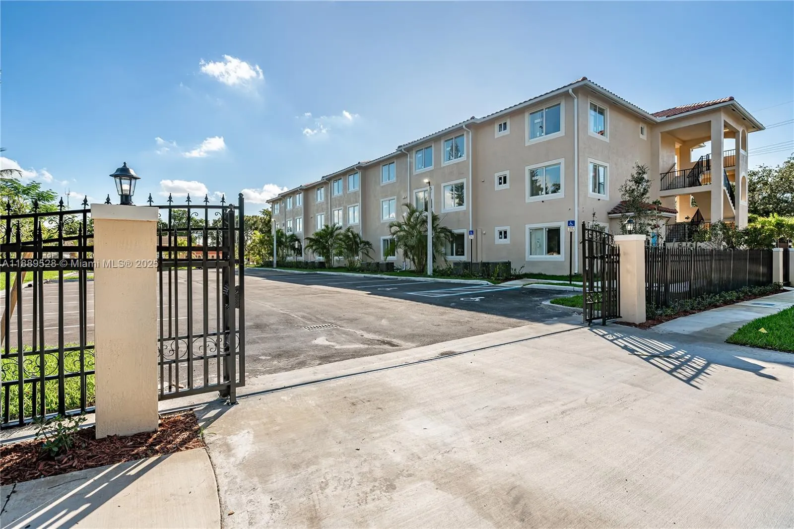 2575 SW 64th Ave, #7