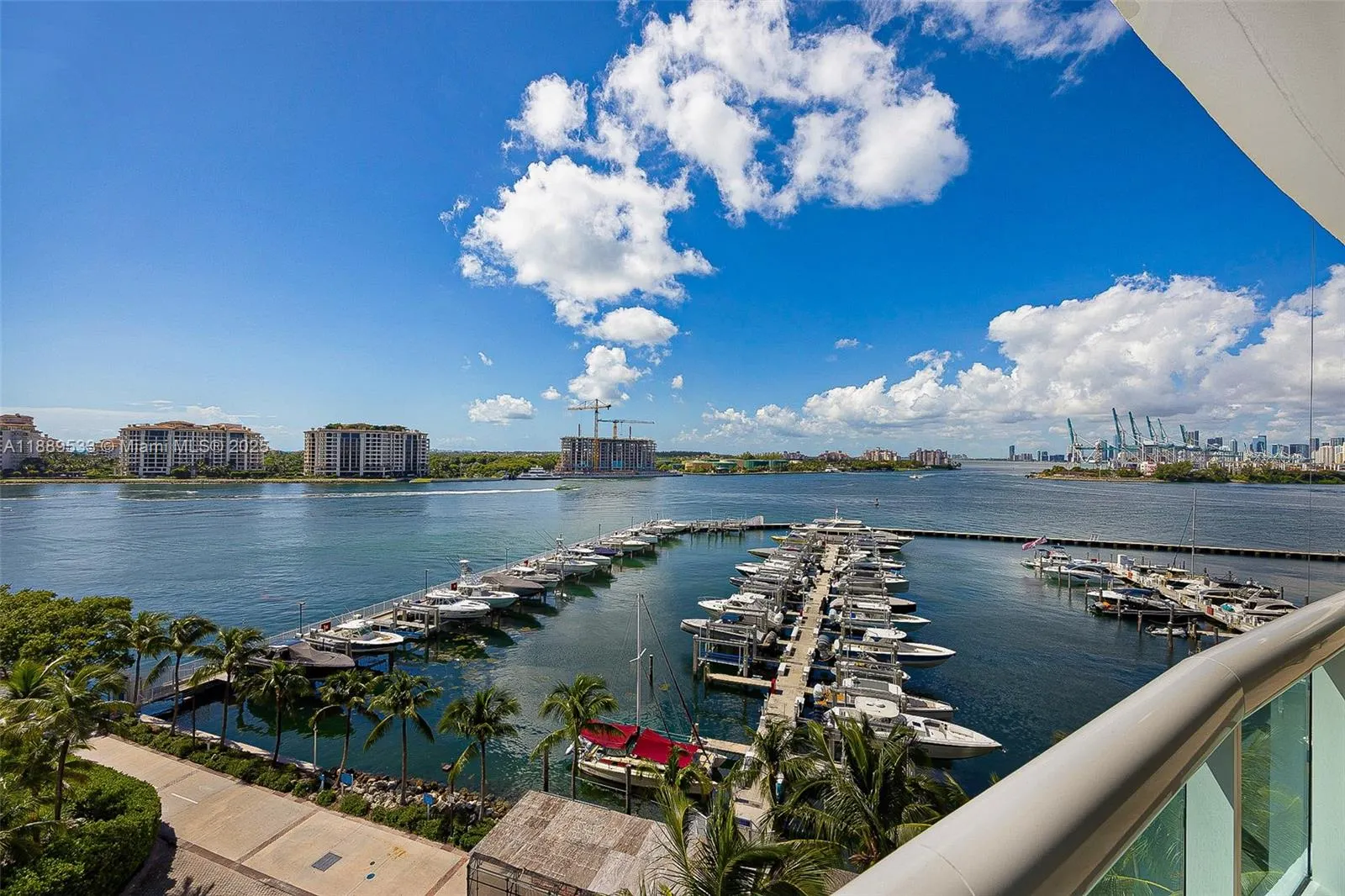1000 S Pointe Dr, #703