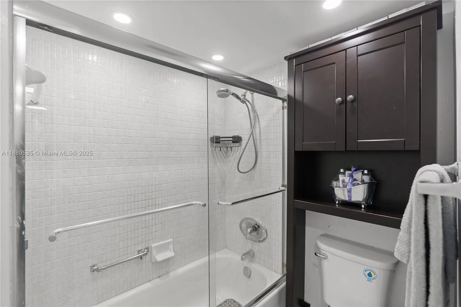 20301 W Country Club Dr, #829
