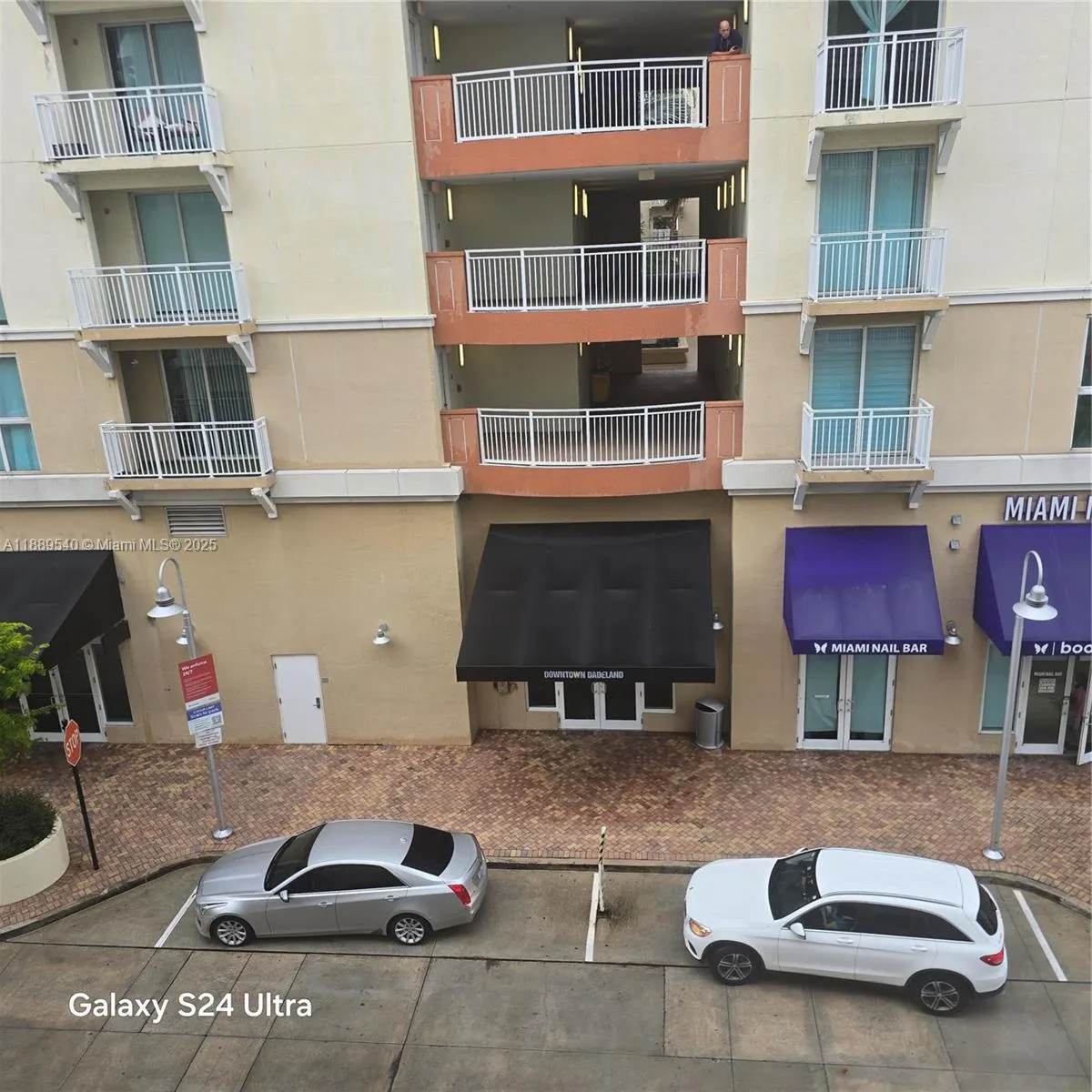 7280 SW 90th St, #301