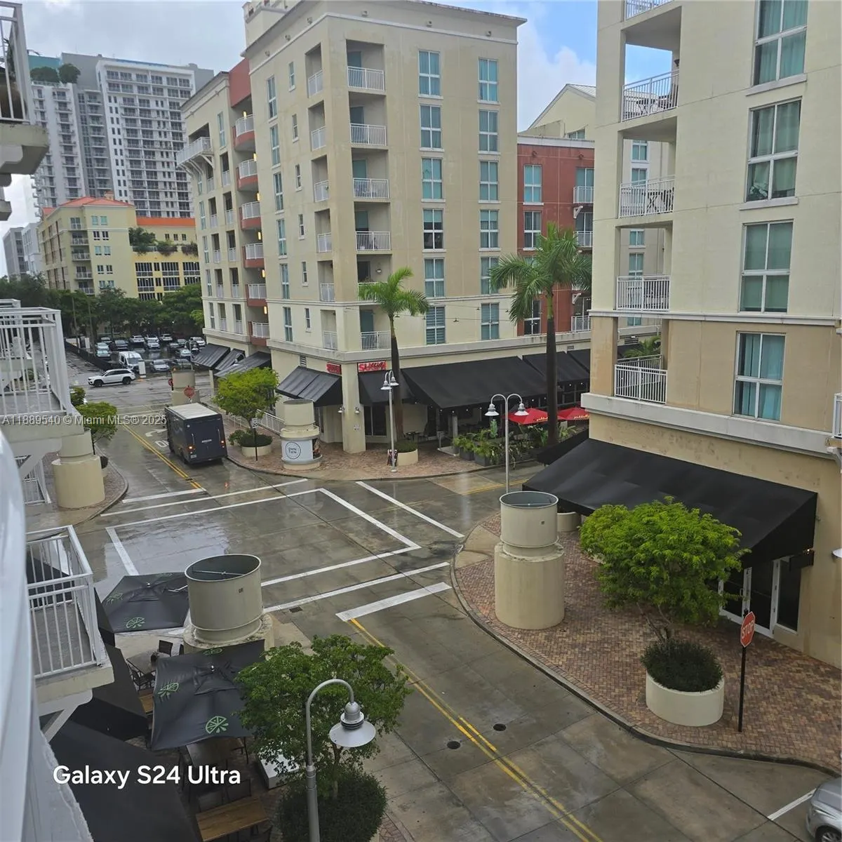 7280 SW 90th St, #301