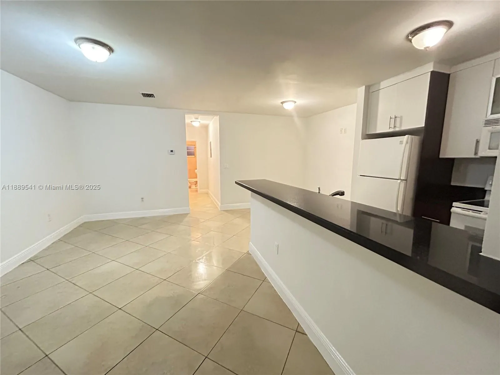 1034 Lenox Ave, #3