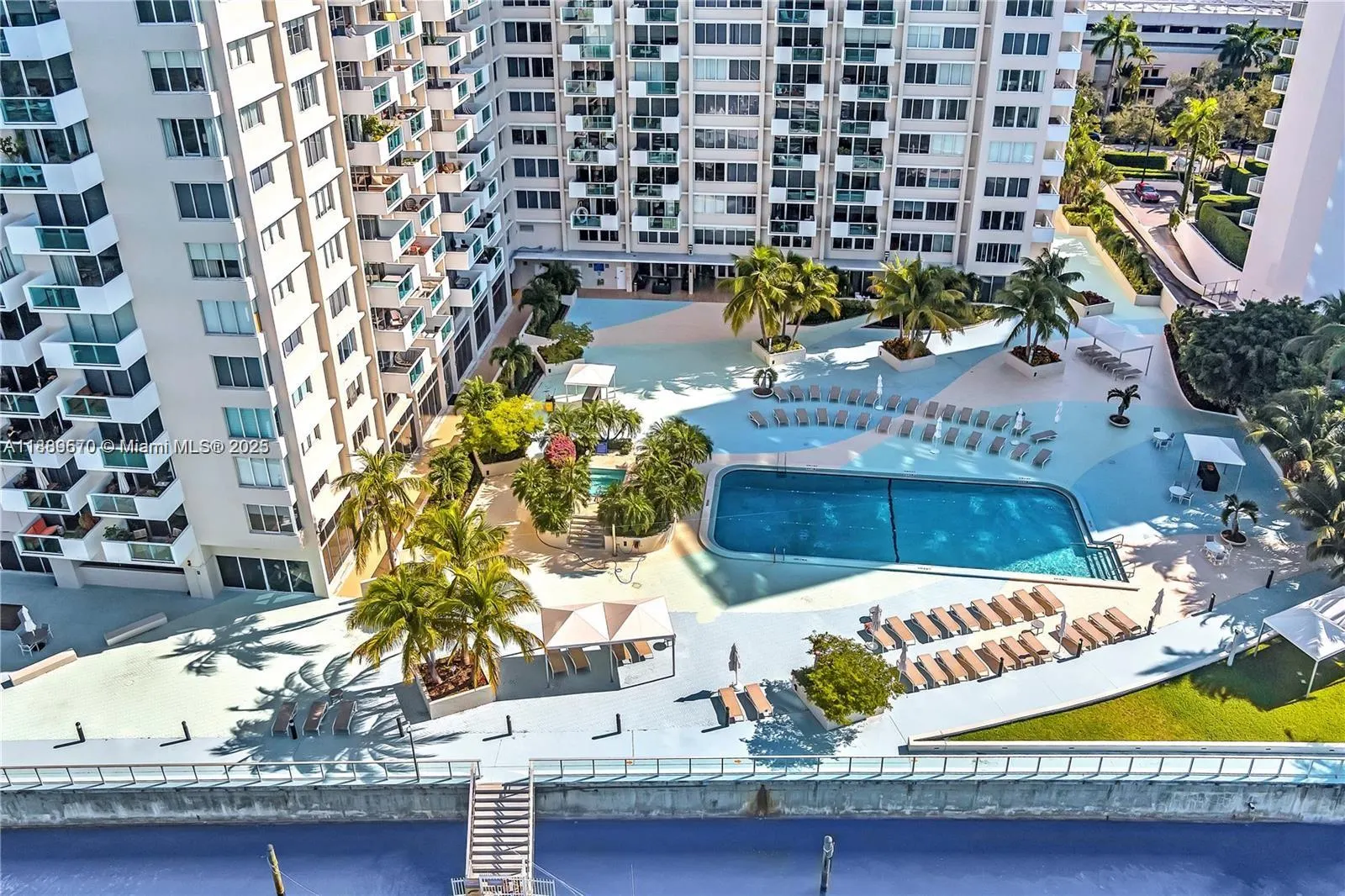 1200 West Ave, #1008