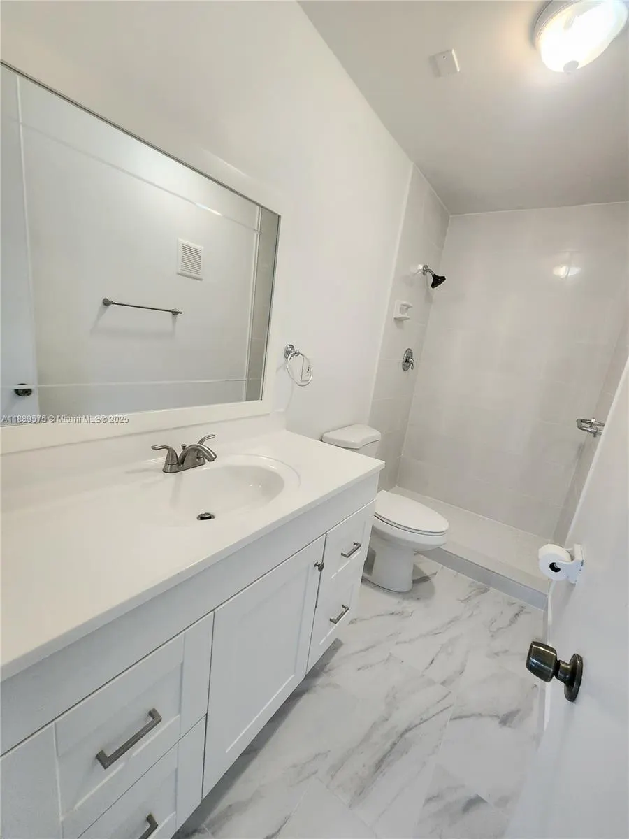 18637 SW 100th Ave, #18637