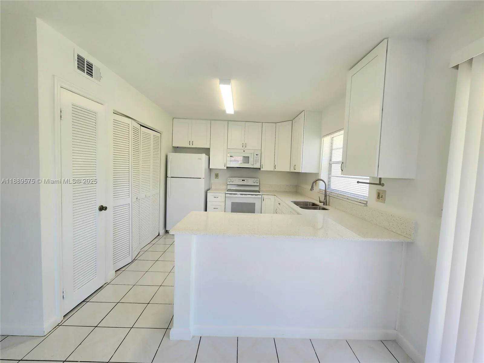 18637 SW 100th Ave, #18637