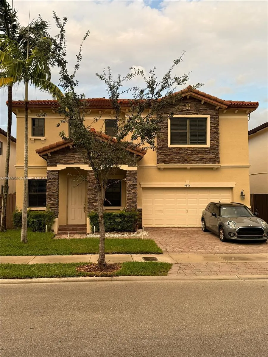 9895 NW 87th Ter, #9895