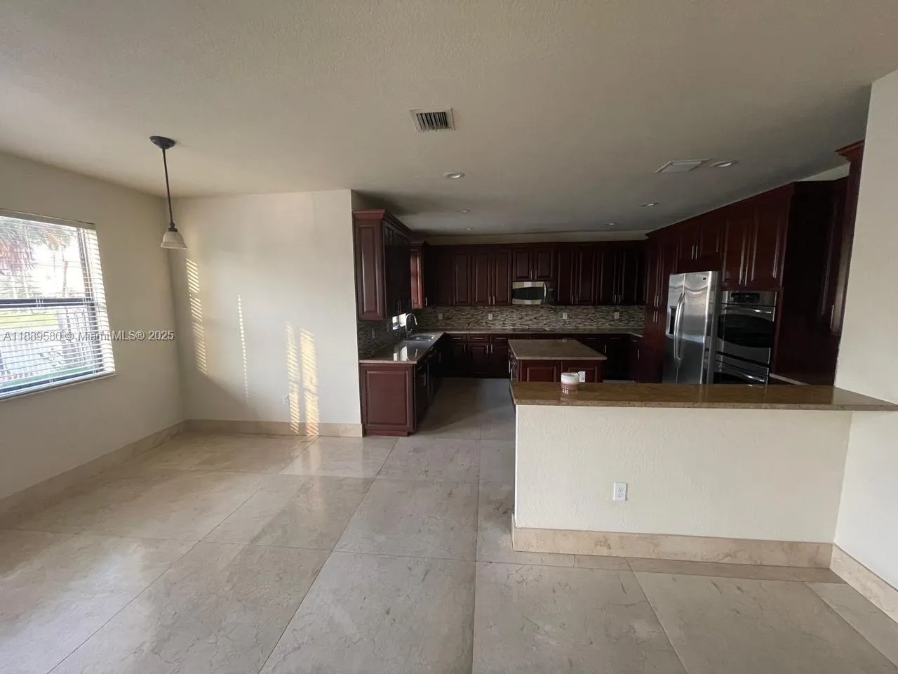 9895 NW 87th Ter, #9895