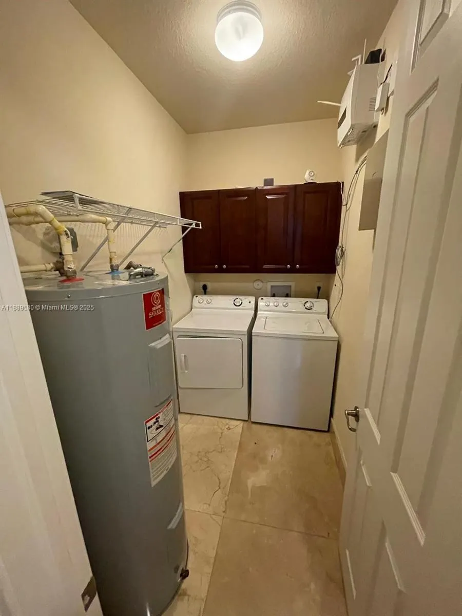 9895 NW 87th Ter, #9895