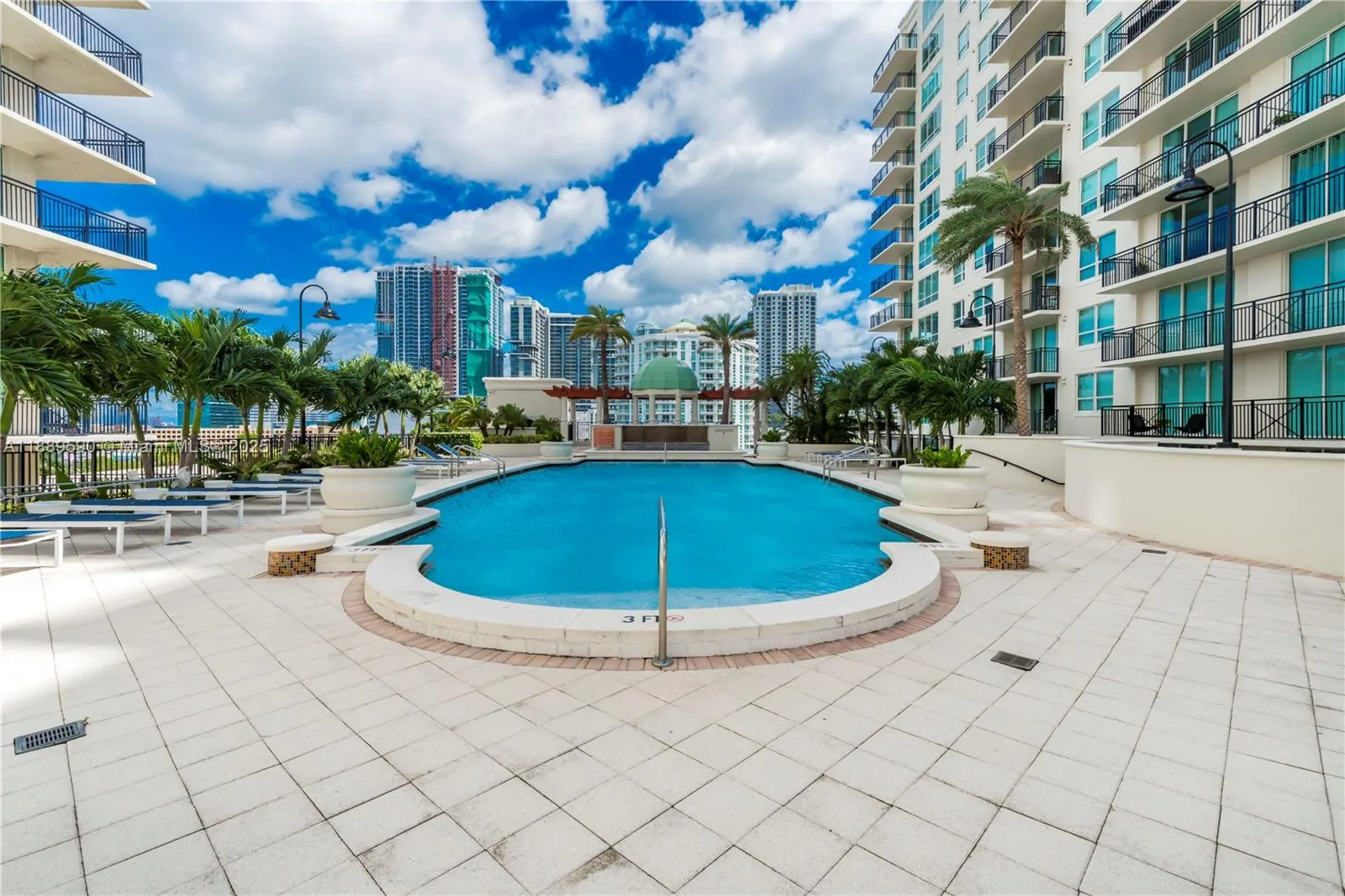 610 W Las Olas Blvd, #820N