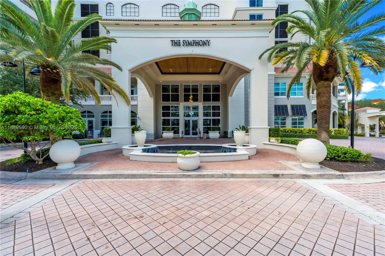 610 W Las Olas Blvd, #820N