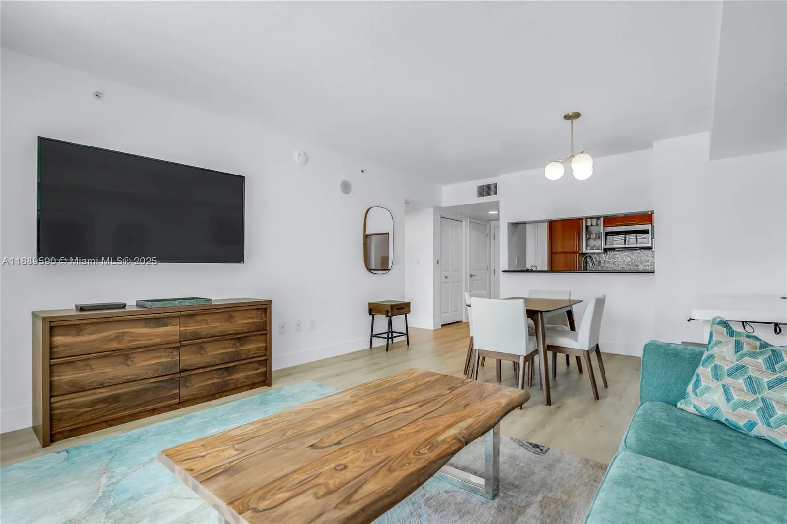 610 W Las Olas Blvd, #820N