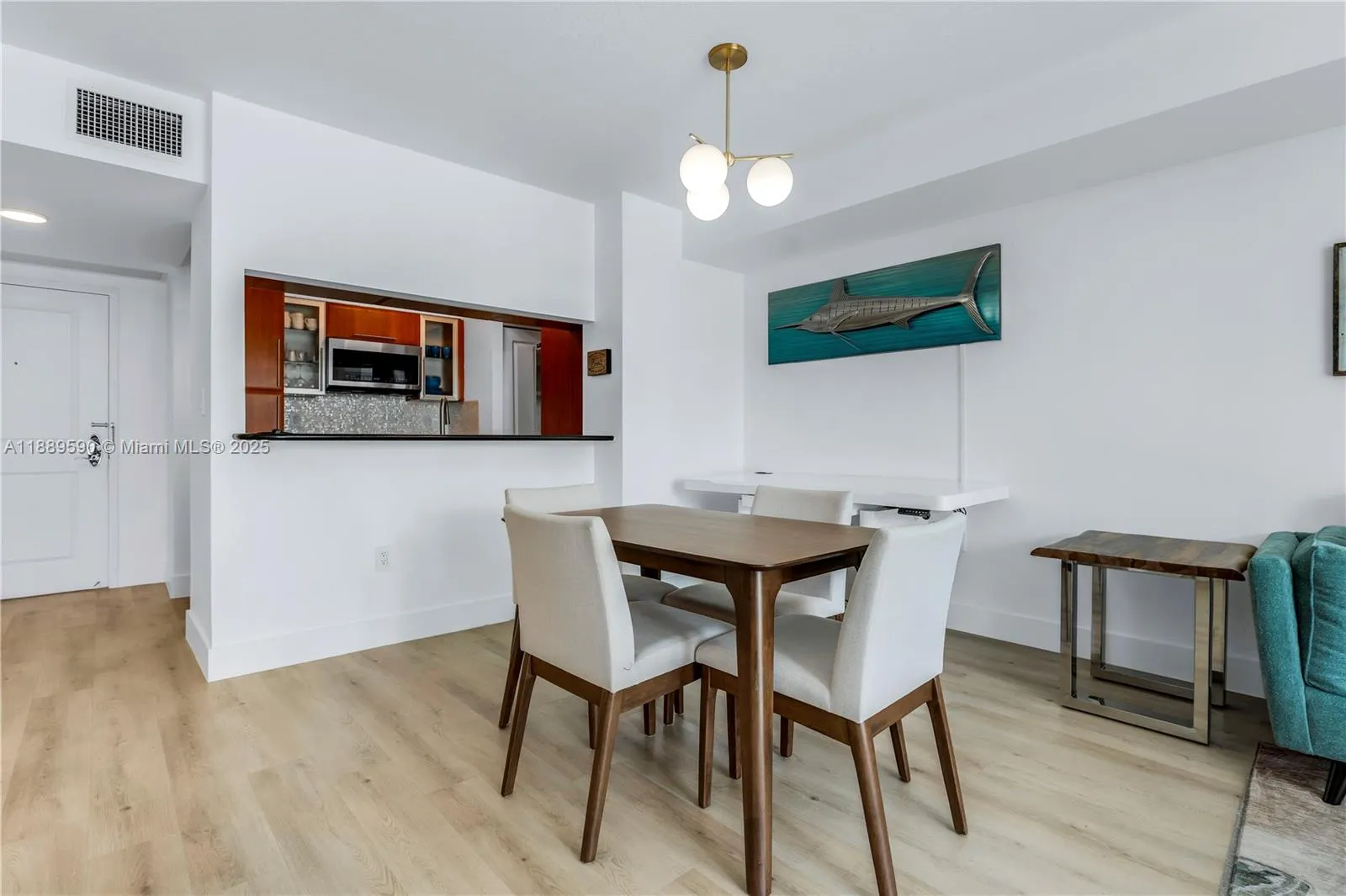 610 W Las Olas Blvd, #820N