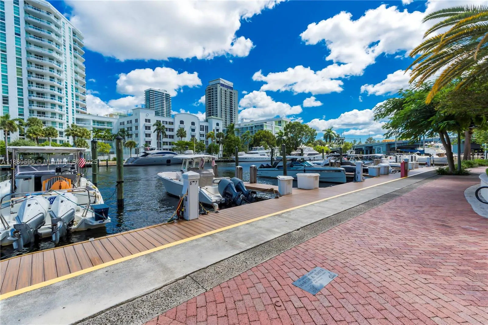610 W Las Olas Blvd, #820N