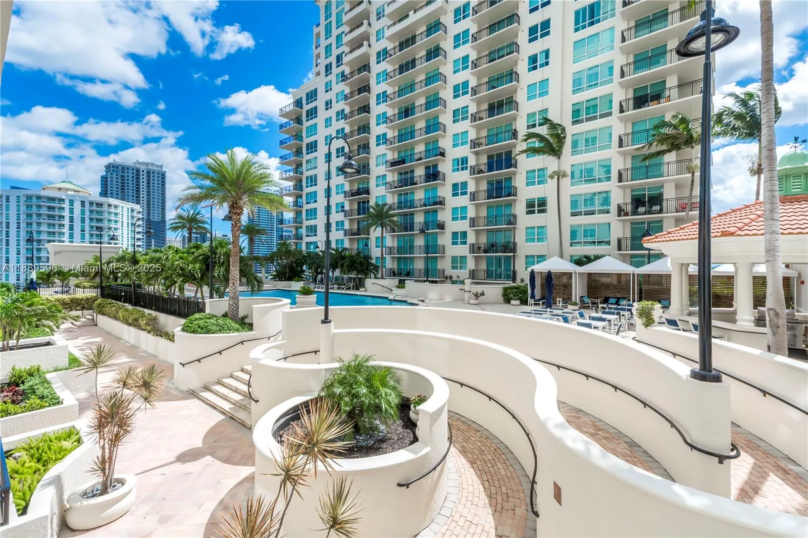 610 W Las Olas Blvd, #820N