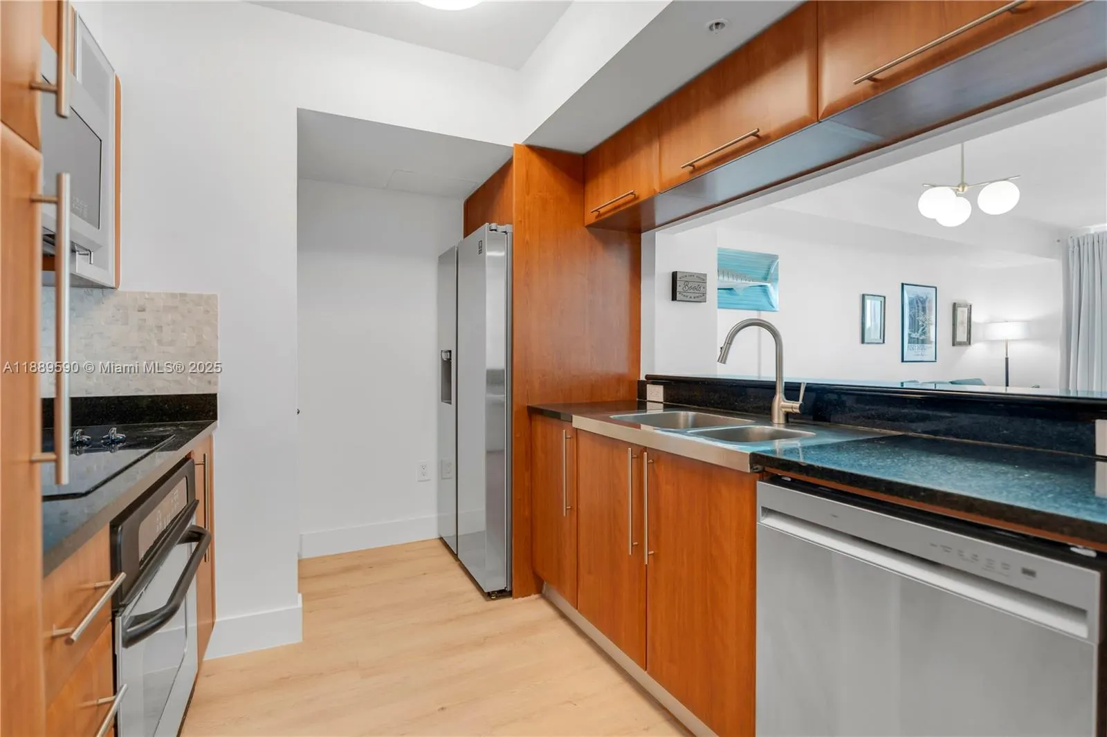 610 W Las Olas Blvd, #820N