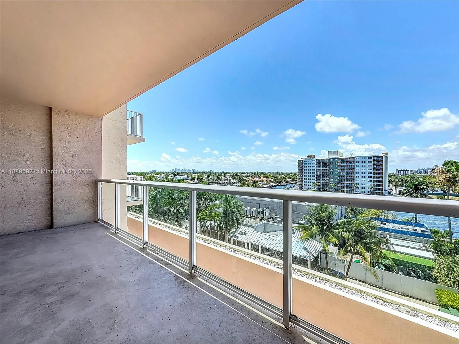 3020 NE 32ND AVE, #510