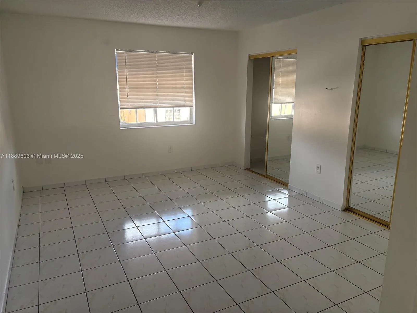 2258 W 74th St, #202-9